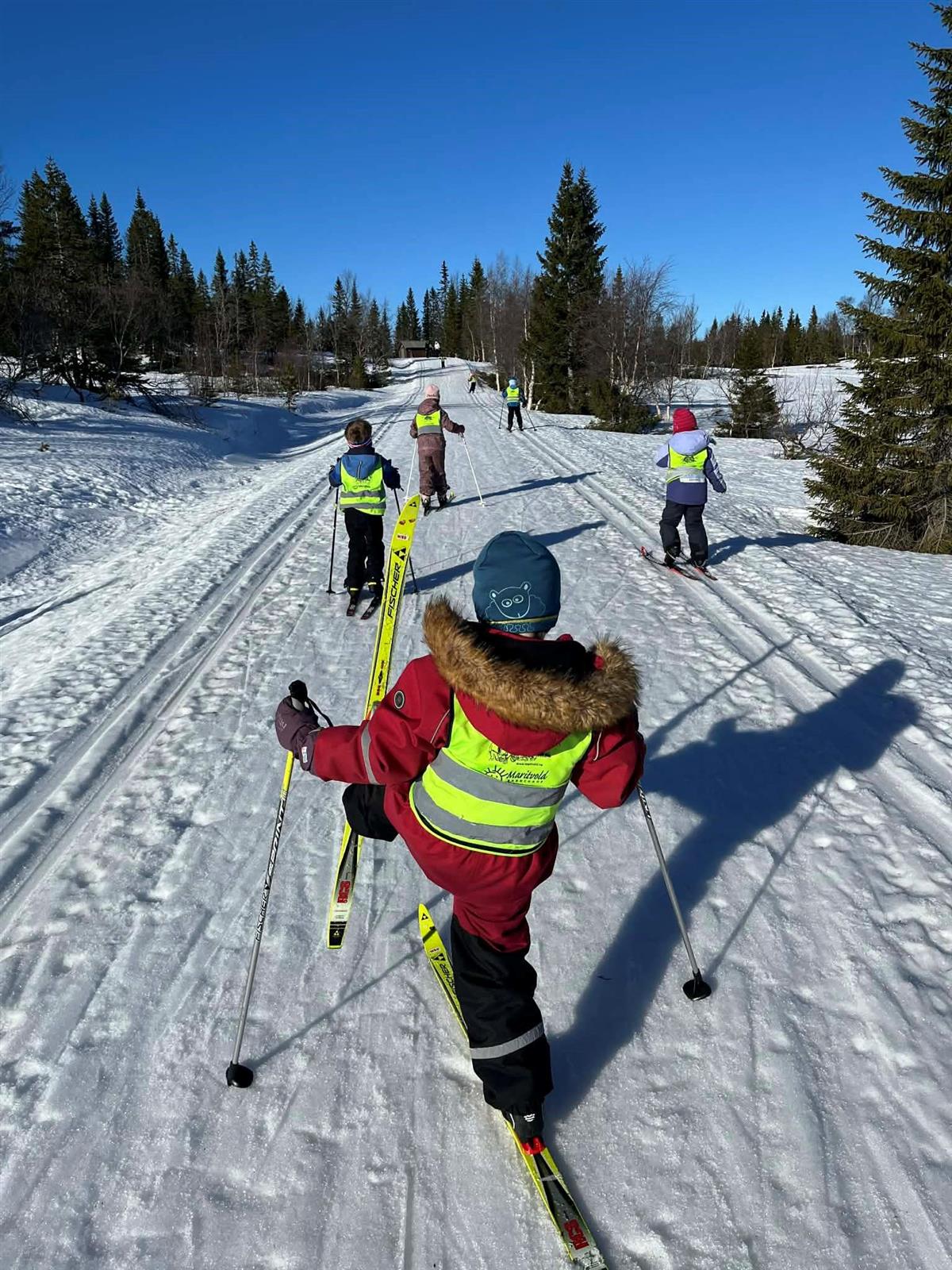 Godt kledd for ski - Klikk for stort bilde