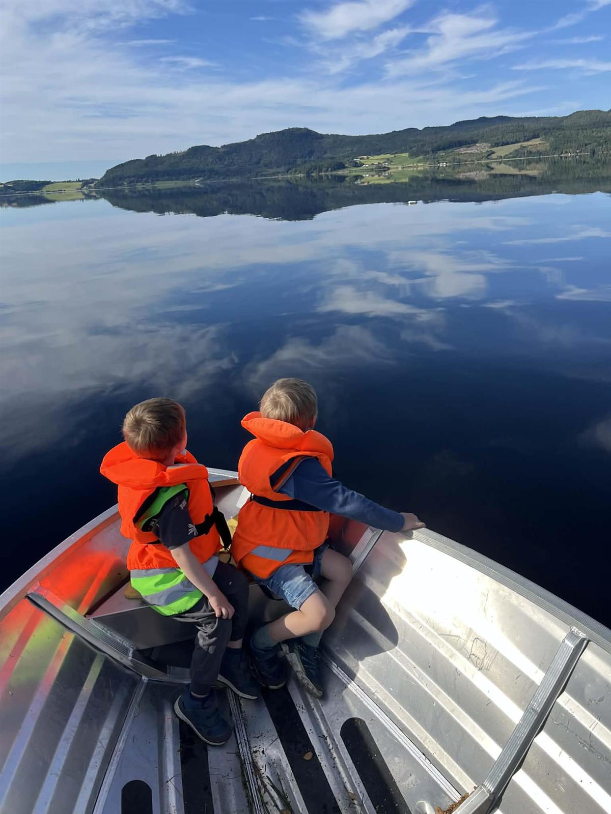Båttur - Klikk for stort bilde