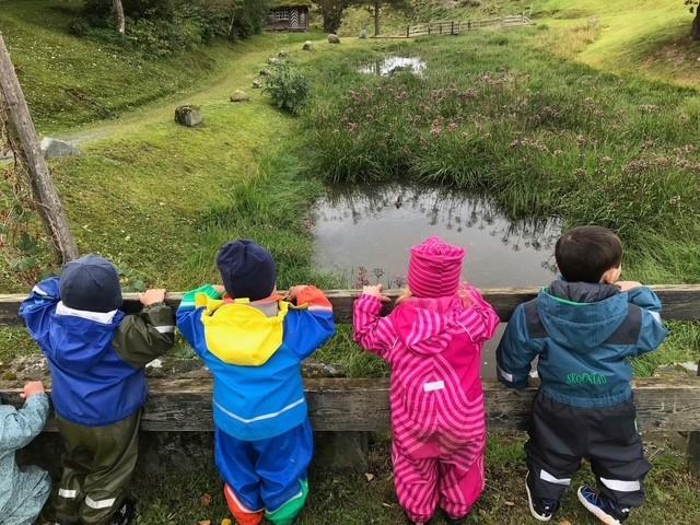 Kvisten på tur på Stiklestad - Klikk for stort bilde